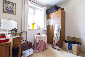 Bedroom- click for photo gallery